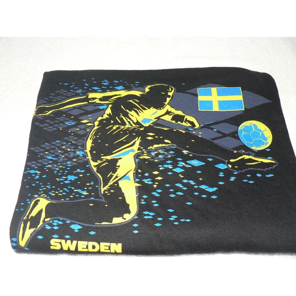 Gen2 Kids National Soccer Apparel Sweden T-Shirt Black/Blue/Yellow X-Large 18/20